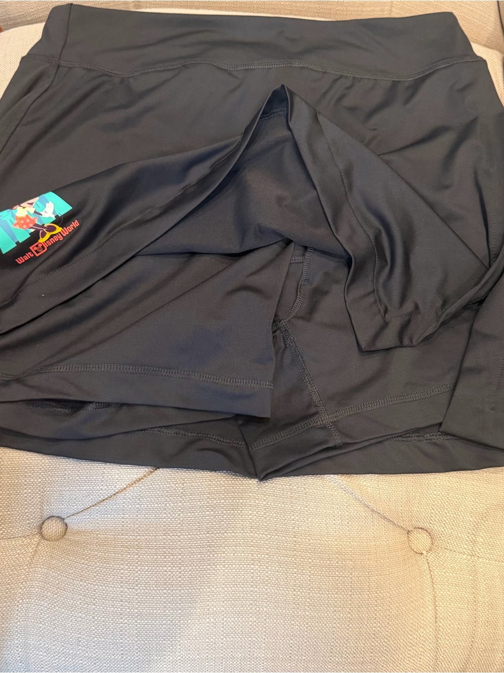 Walt Disney World Minnie Mouse "Play in the Park" athletic skort Woman’s L Black - Picture 8 of 9